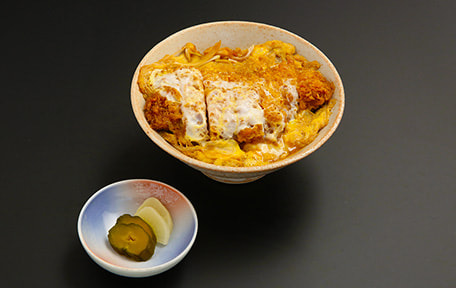 画像：北海道産豚ロースかつ丼