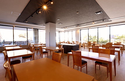 画像：レストラン内観